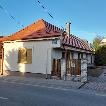 Falusi Vendeghaz Etyek Eksteriør billede